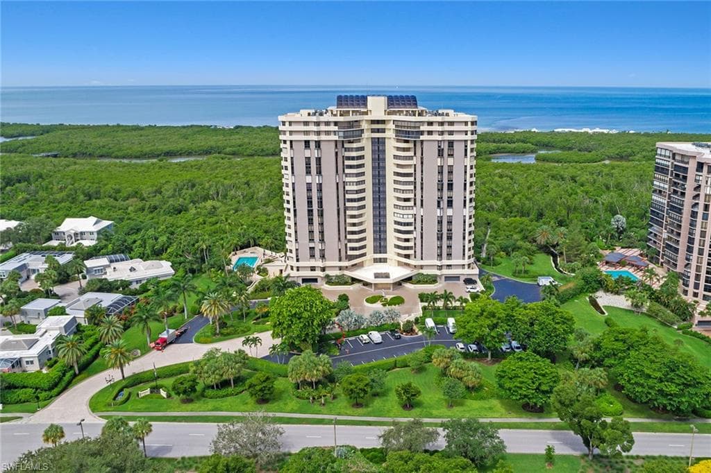 6001 Pelican Bay Blvd 204, Naples, FL 34108-31