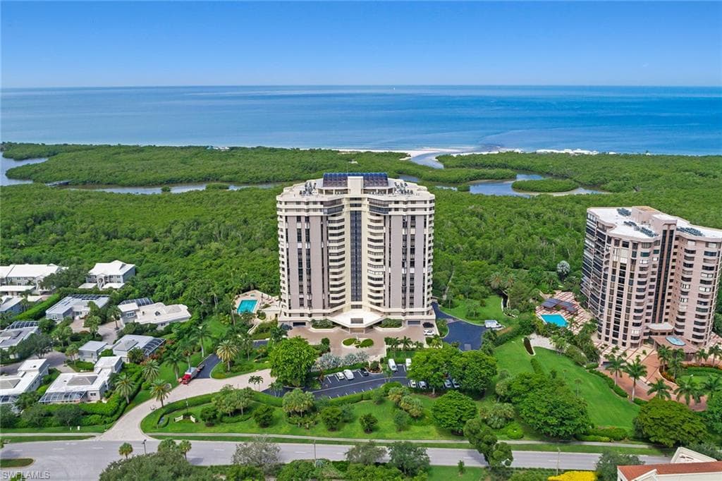 6001 Pelican Bay Blvd 204, Naples, FL 34108-32