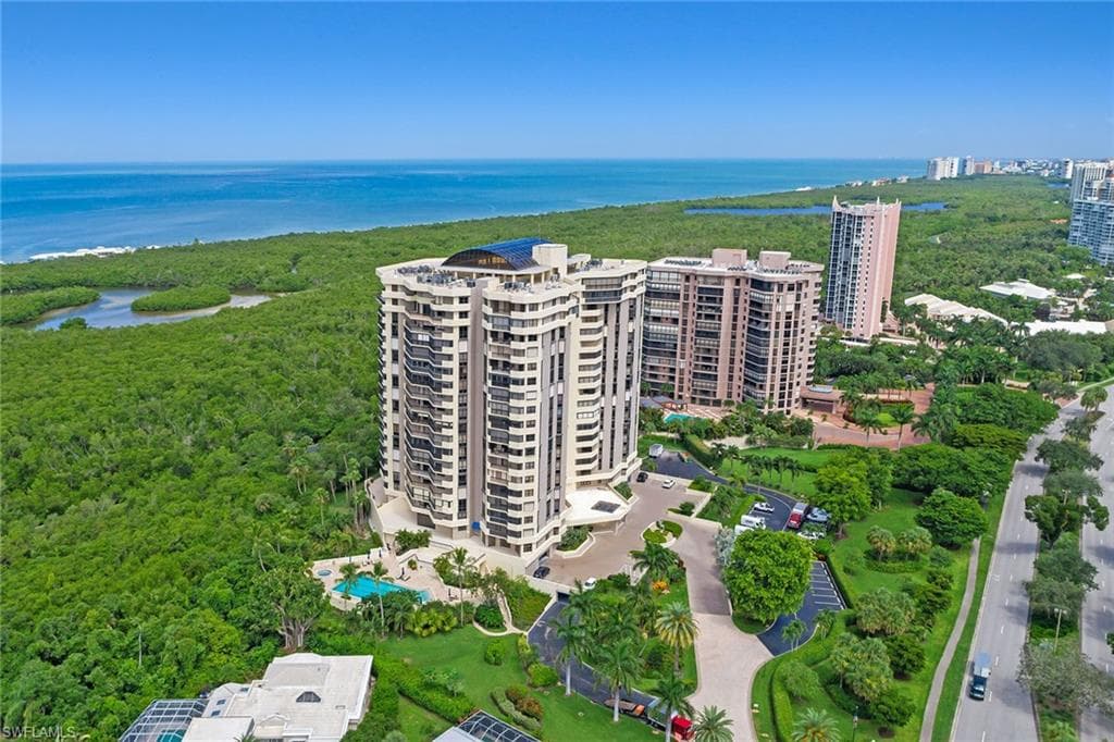 6001 Pelican Bay Blvd 204, Naples, FL 34108-34