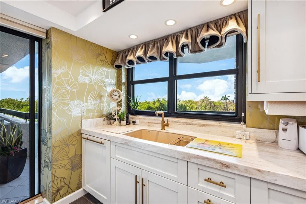 6001 Pelican Bay Blvd 204, Naples, FL 34108-3
