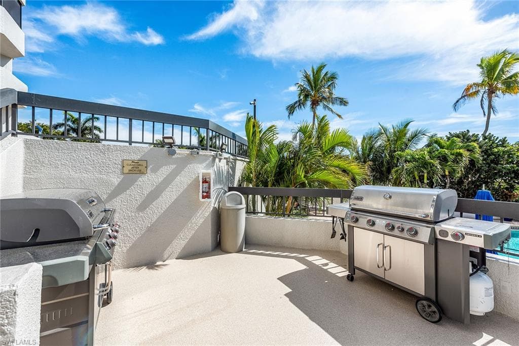 6001 Pelican Bay Blvd 204, Naples, FL 34108-40