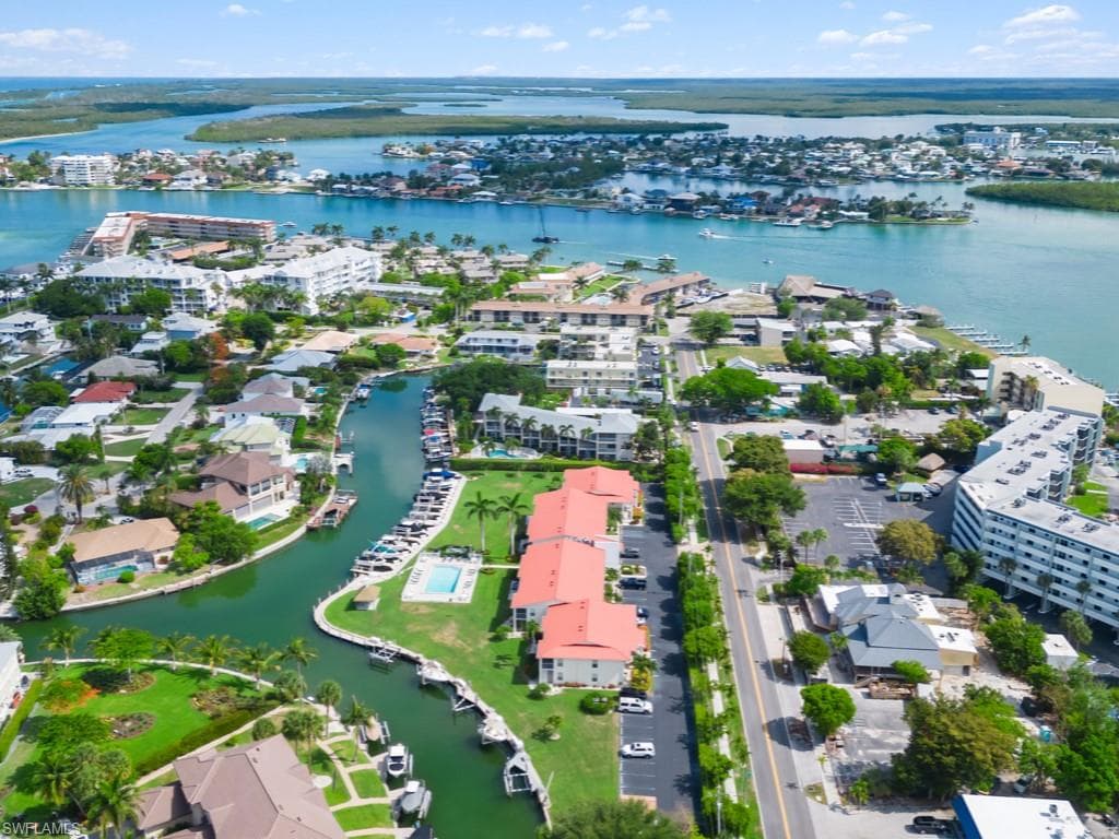 1128 Bald Eagle Dr 101, Marco Island, FL 34145-1