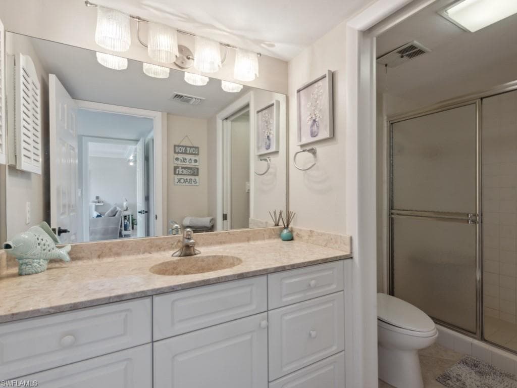 1128 Bald Eagle Dr 101, Marco Island, FL 34145-26