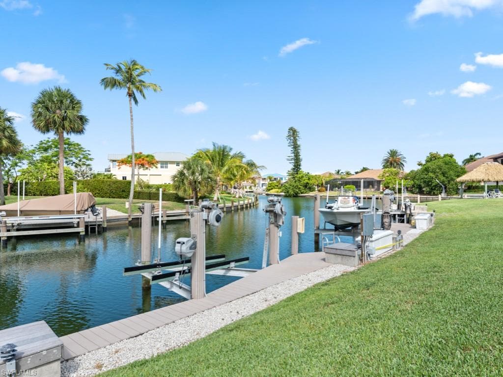 1128 Bald Eagle Dr 101, Marco Island, FL 34145-33