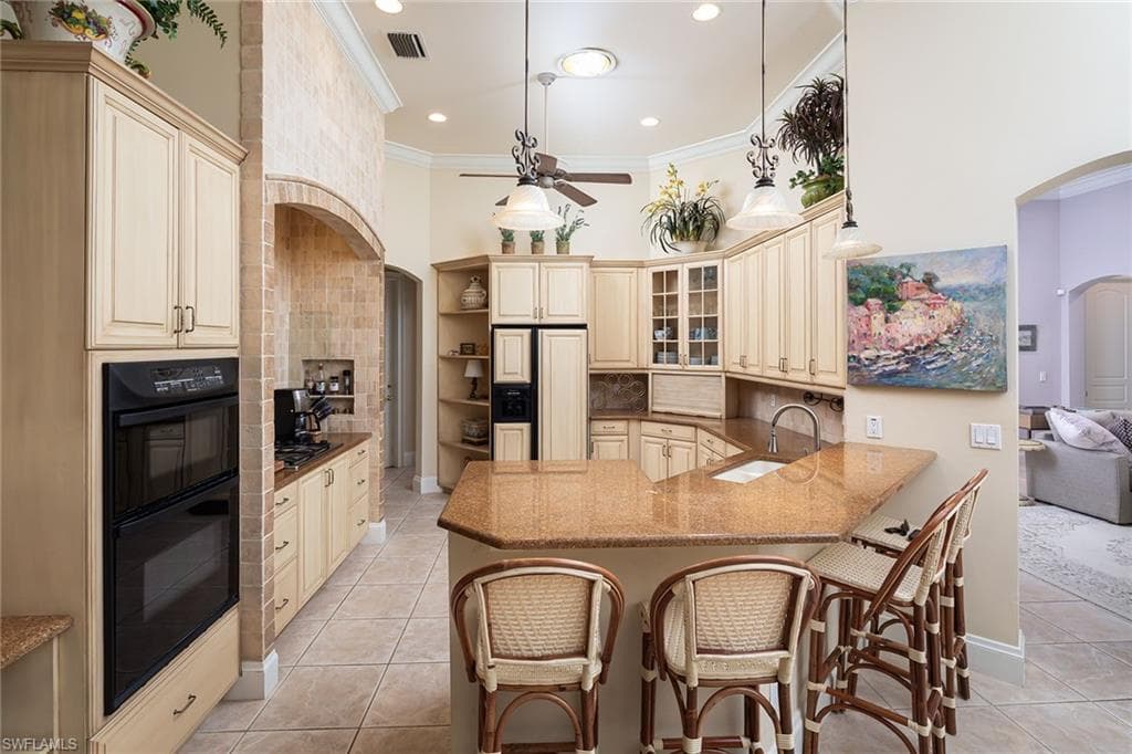 12159 Colliers Reserve Dr, Naples, FL 34110-11