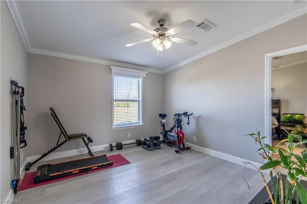 4008 24th Ave NE, Naples, FL 34120-24