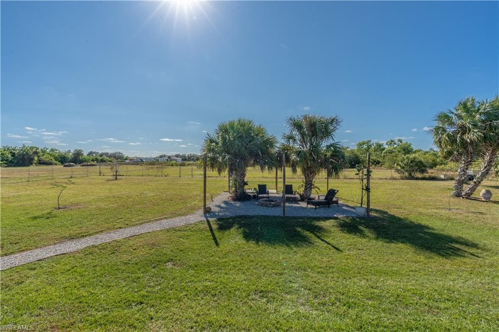4008 24th Ave NE, Naples, FL 34120-33