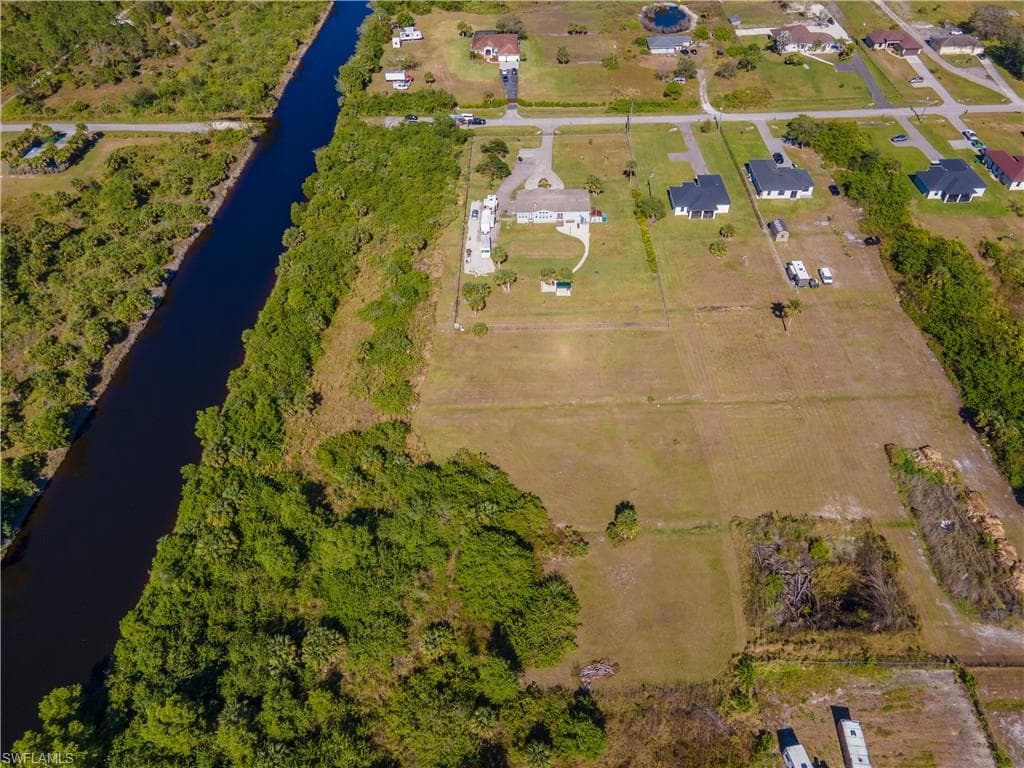 4008 24th Ave NE, Naples, FL 34120-46