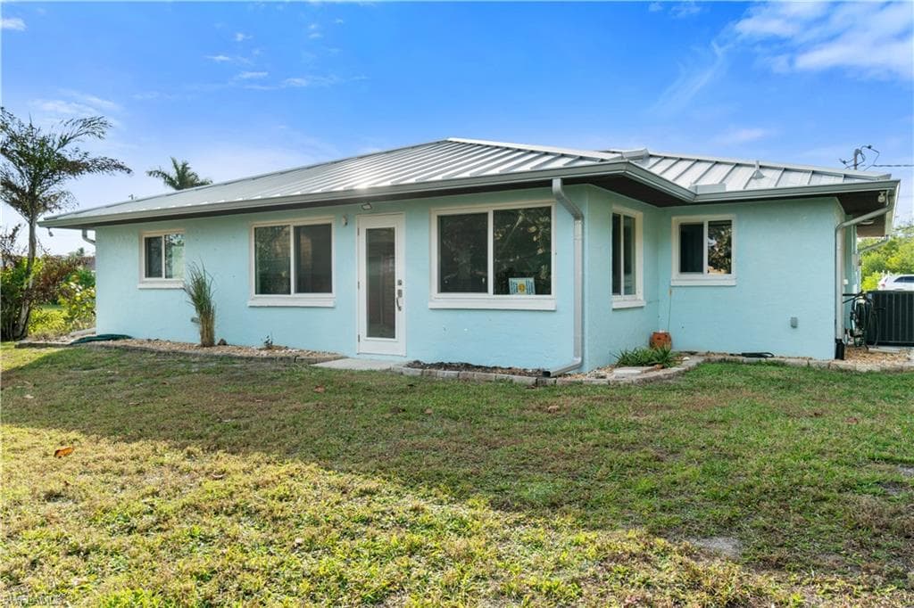 4896 Esplanade St, Bonita Springs, FL 34134-27