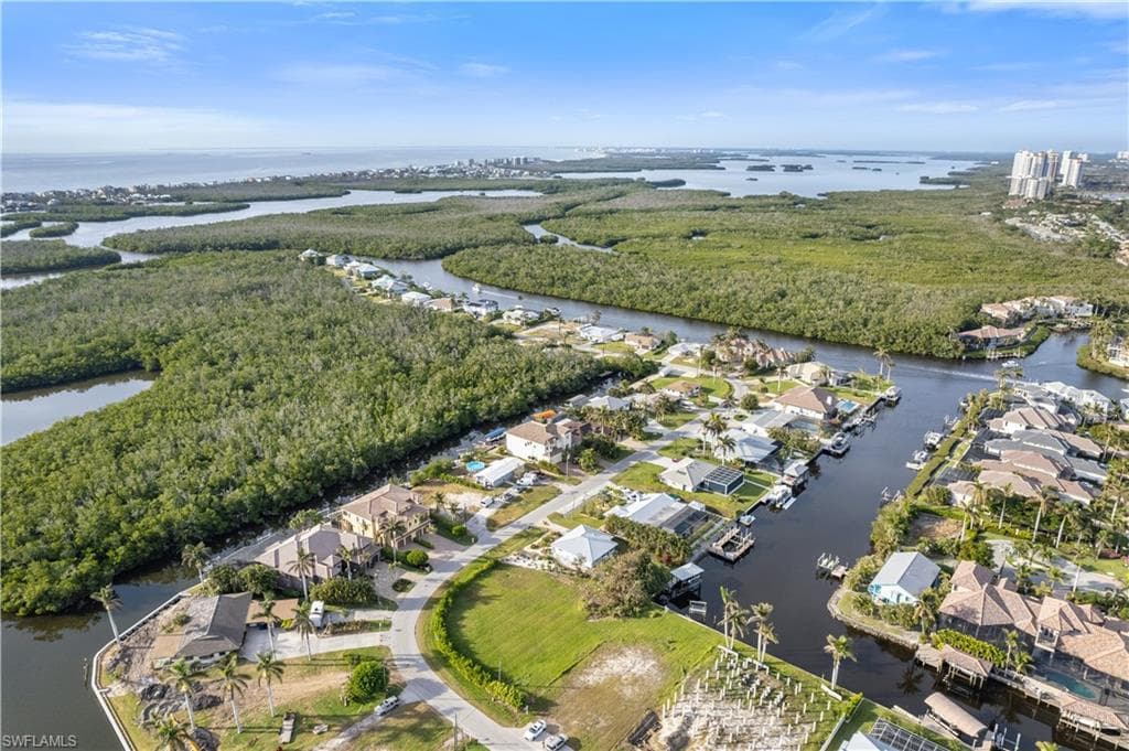 4896 Esplanade St, Bonita Springs, FL 34134-4