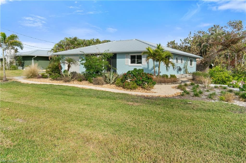 4896 Esplanade St, Bonita Springs, FL 34134-6