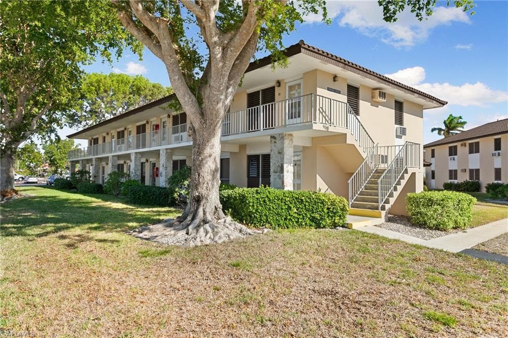 167 Collier Blvd D5, Marco Island, FL 34145-20
