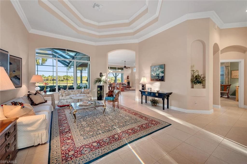 5044 Castlerock Way, Naples, FL 34112-4