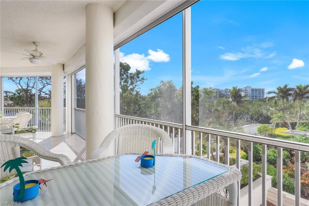 315 Dunes Blvd 201, Naples, FL 34110-34
