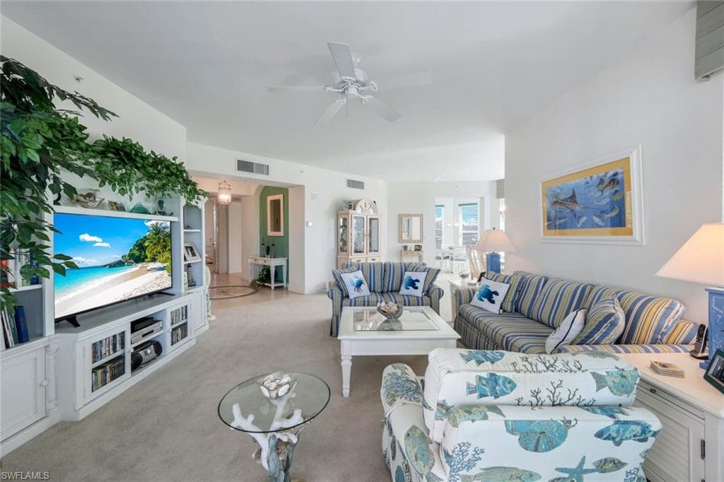315 Dunes Blvd 201, Naples, FL 34110-7