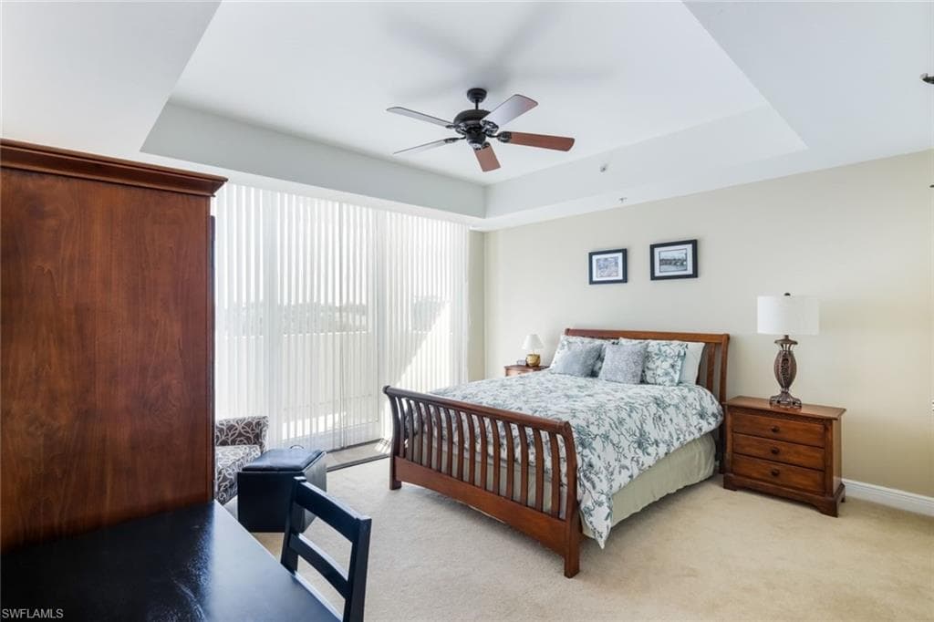 285 Grande Way 406, Naples, FL 34110-26