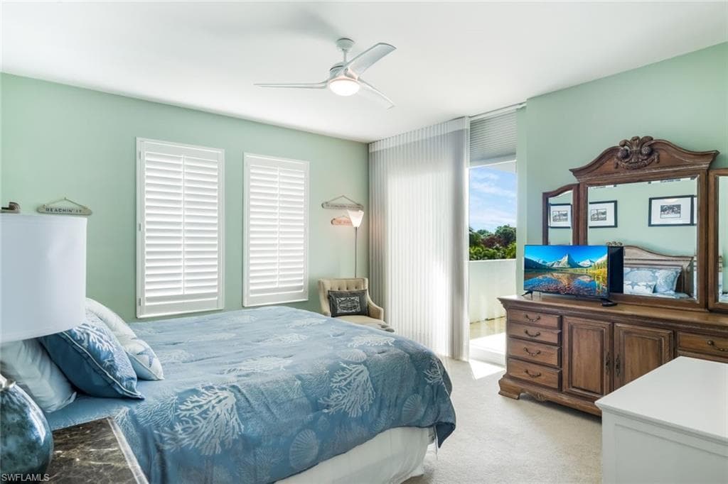 285 Grande Way 406, Naples, FL 34110-31