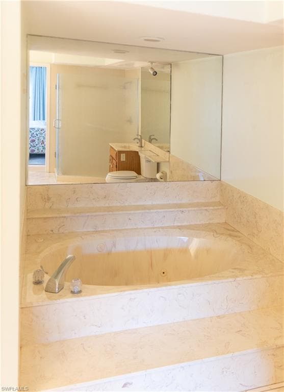 552 Augusta Blvd, Naples, FL 34113-23