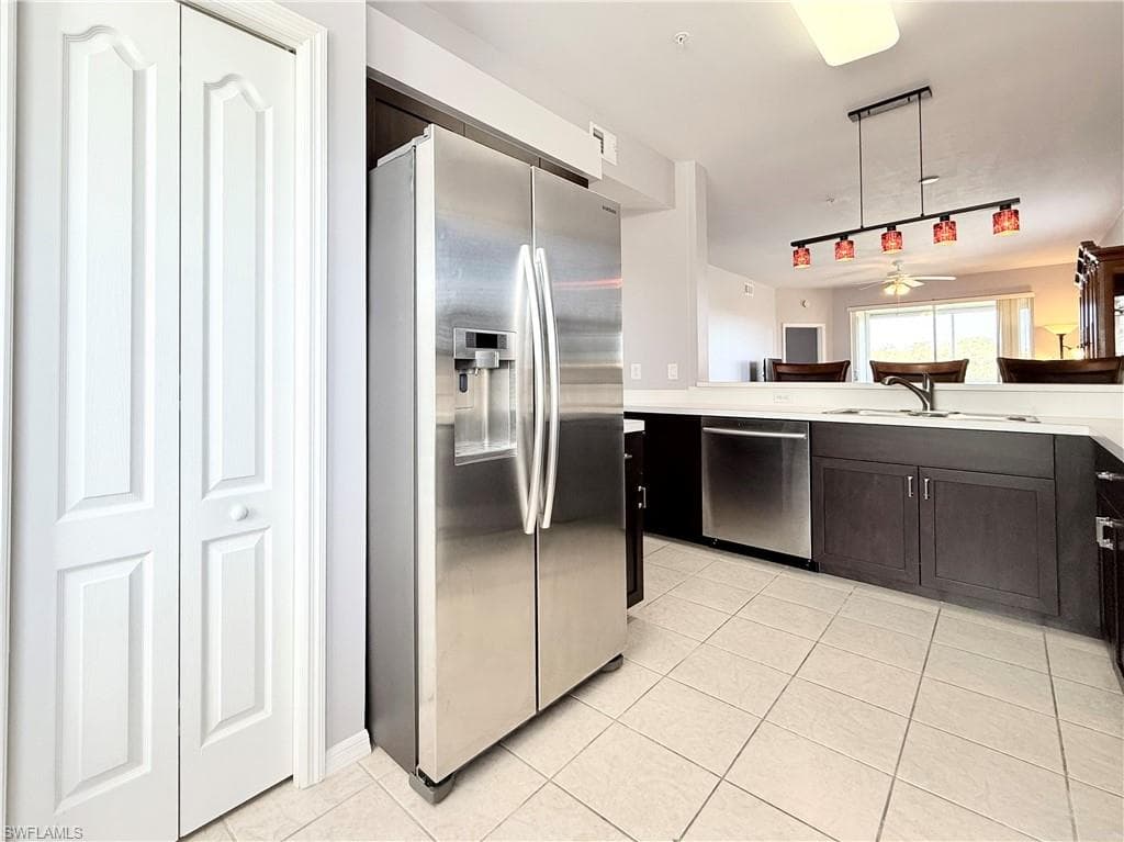 8555 Naples Heritage Dr 238, Naples, FL 34112-9