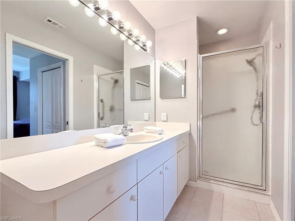 8555 Naples Heritage Dr 238, Naples, FL 34112-15