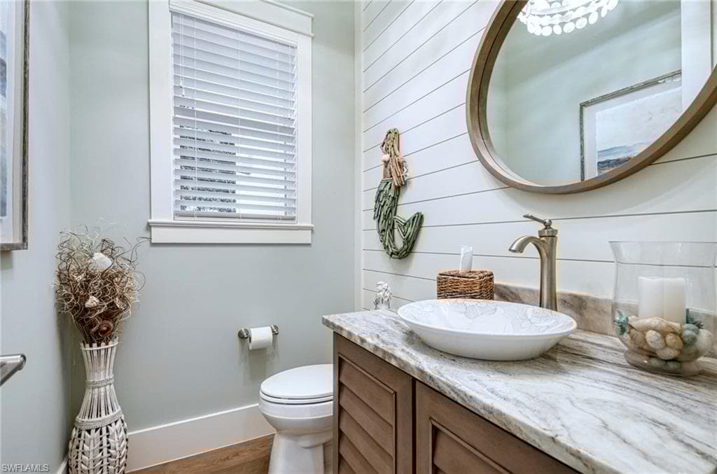 811 Newell Ter, Marco Island, FL 34145-19