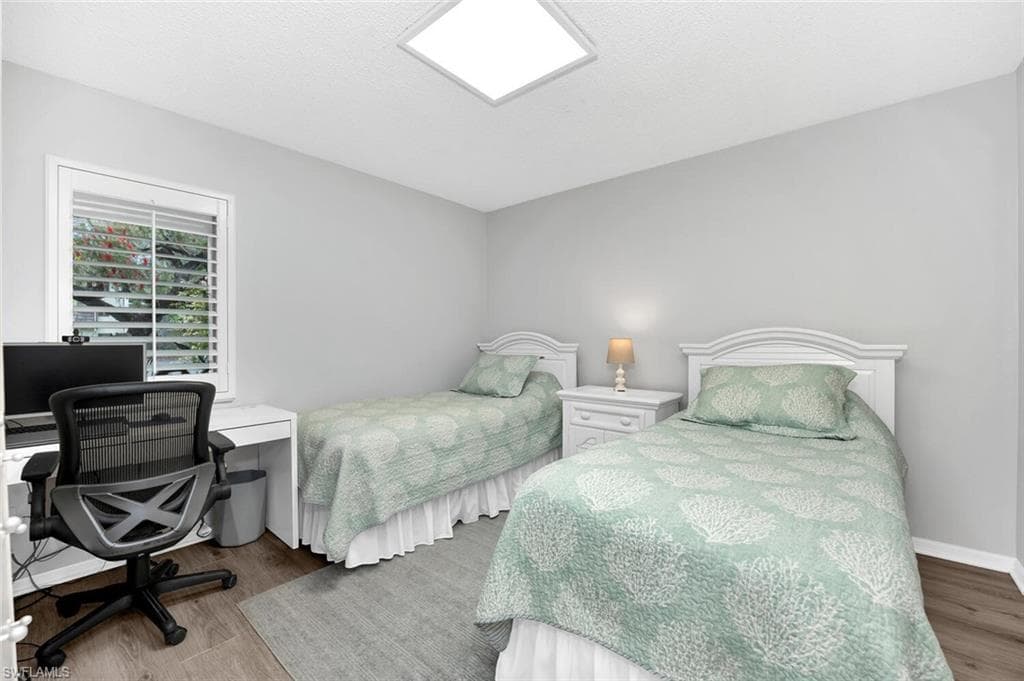 1636 Spoonbill Ln A, Naples, FL 34105-13