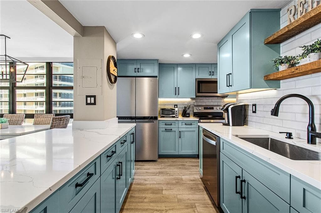 380 Seaview Ct 1403, Marco Island, FL 34145-10