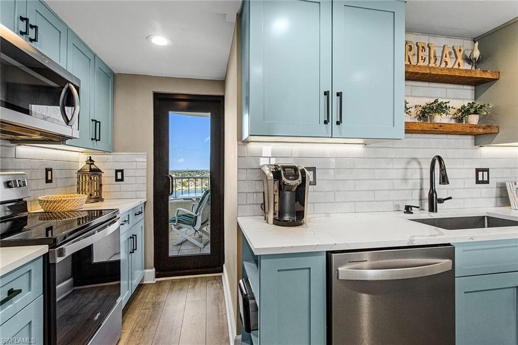 380 Seaview Ct 1403, Marco Island, FL 34145-7