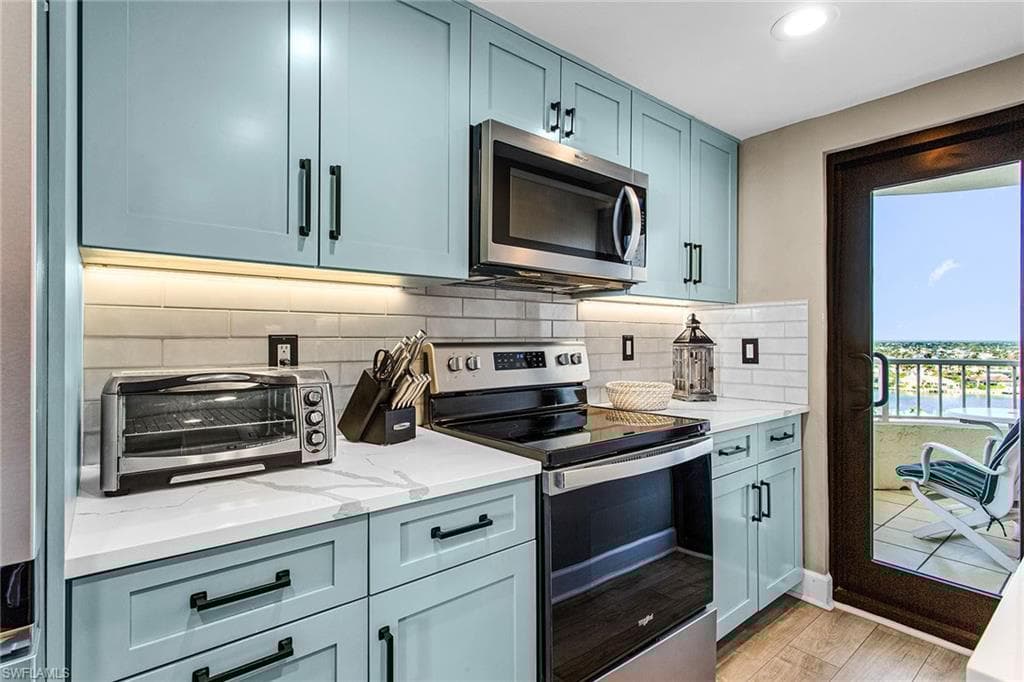 380 Seaview Ct 1403, Marco Island, FL 34145-8