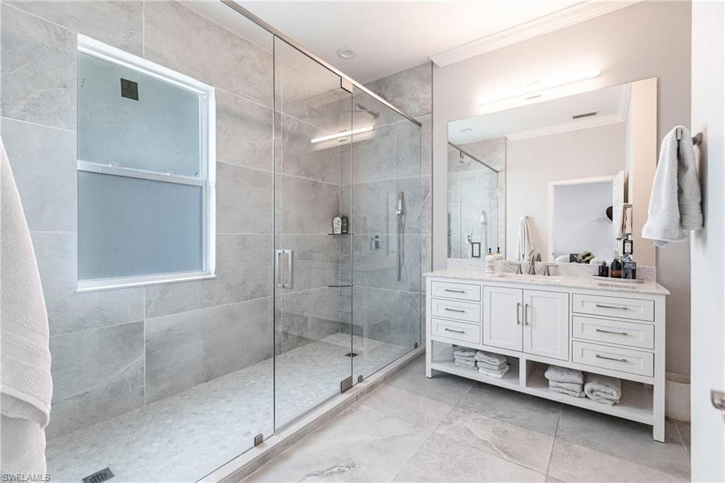 5791 Shady Oaks Ln, Naples, FL 34119-28