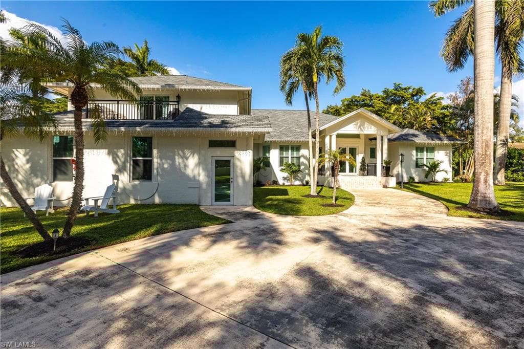 5791 Shady Oaks Ln, Naples, FL 34119-2