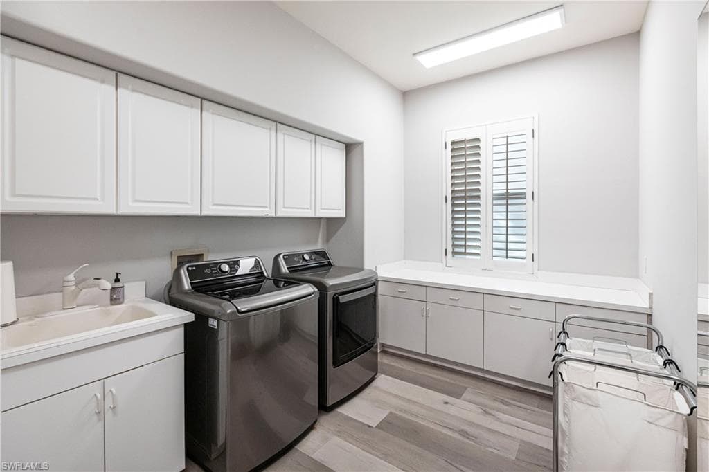 5791 Shady Oaks Ln, Naples, FL 34119-40