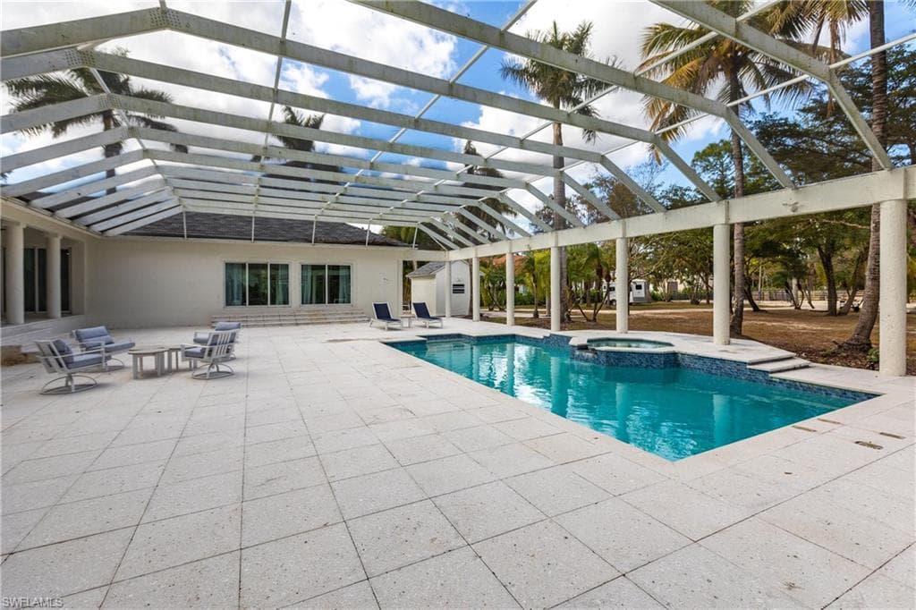 5791 Shady Oaks Ln, Naples, FL 34119-45