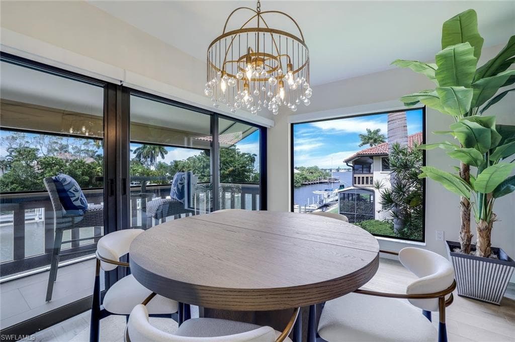 1390 Chesapeake Ave 1390, Naples, FL 34102-11