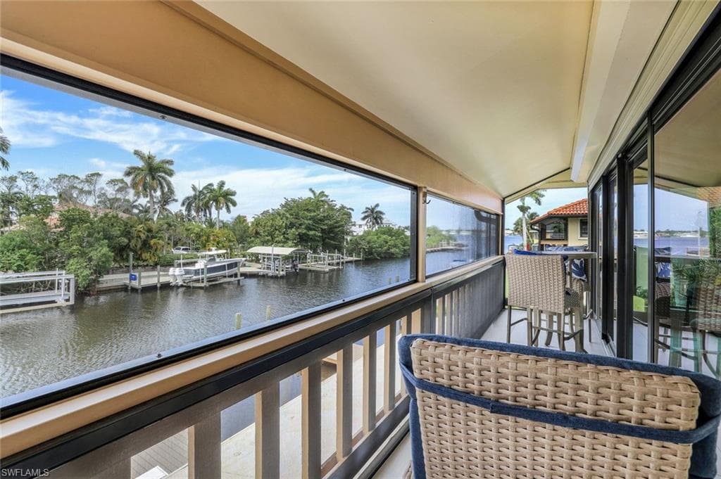 1390 Chesapeake Ave 1390, Naples, FL 34102-29