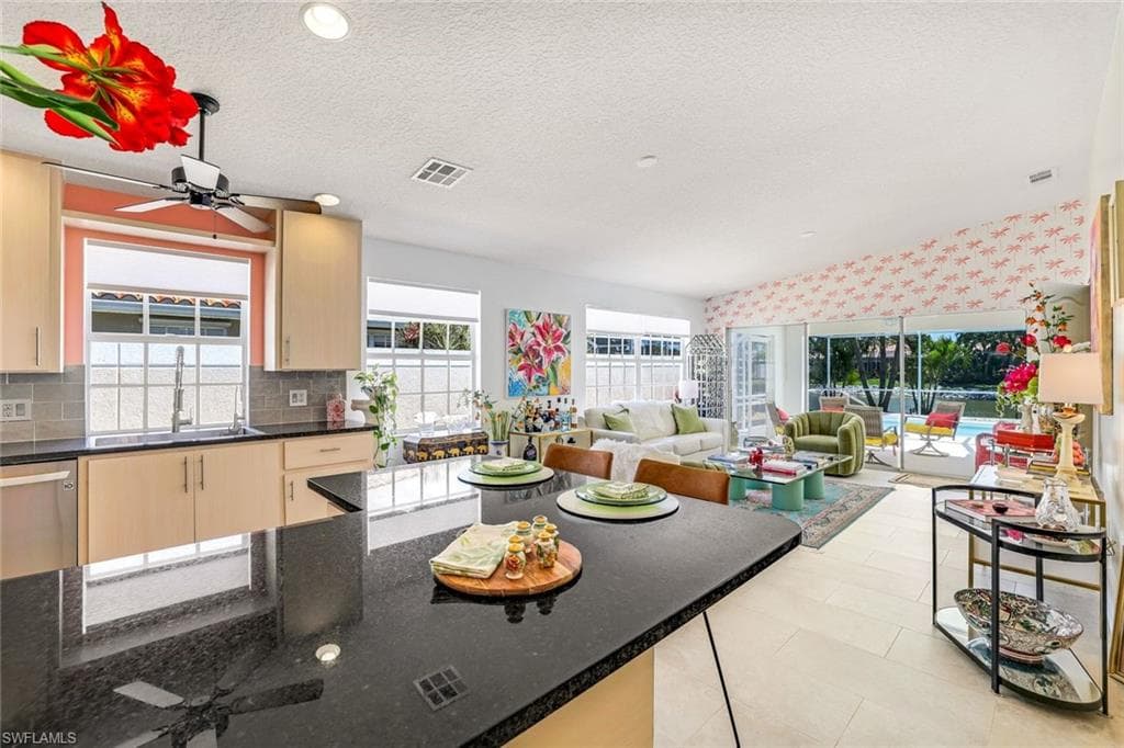 3128 Andorra Ct, Naples, FL 34109-14