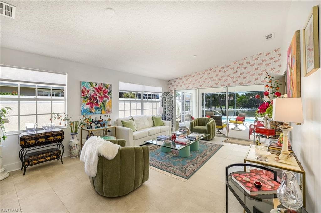 3128 Andorra Ct, Naples, FL 34109-5