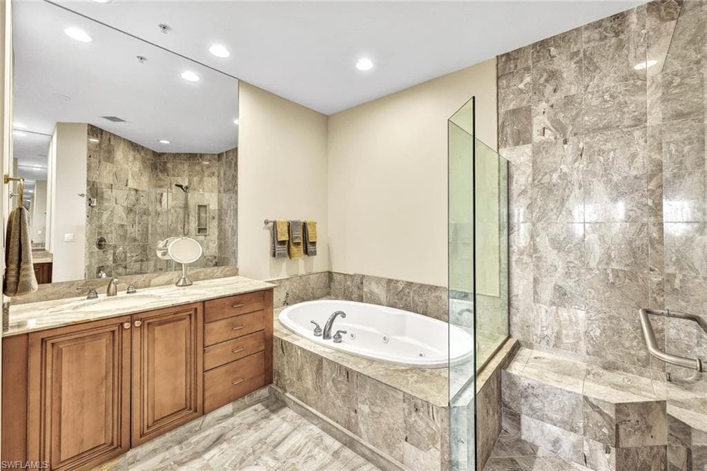 4951 Bonita Bay Blvd Ph302, Bonita Springs, FL 34134-20