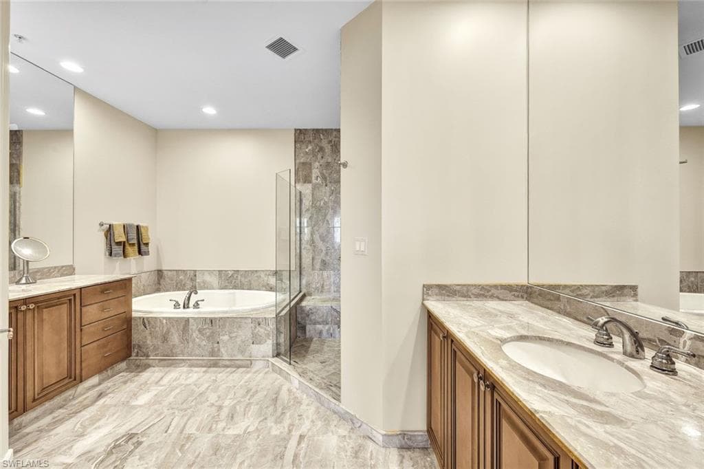 4951 Bonita Bay Blvd Ph302, Bonita Springs, FL 34134-22