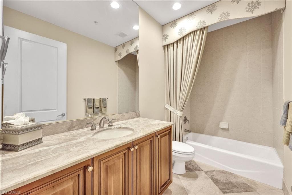 4951 Bonita Bay Blvd Ph302, Bonita Springs, FL 34134-27