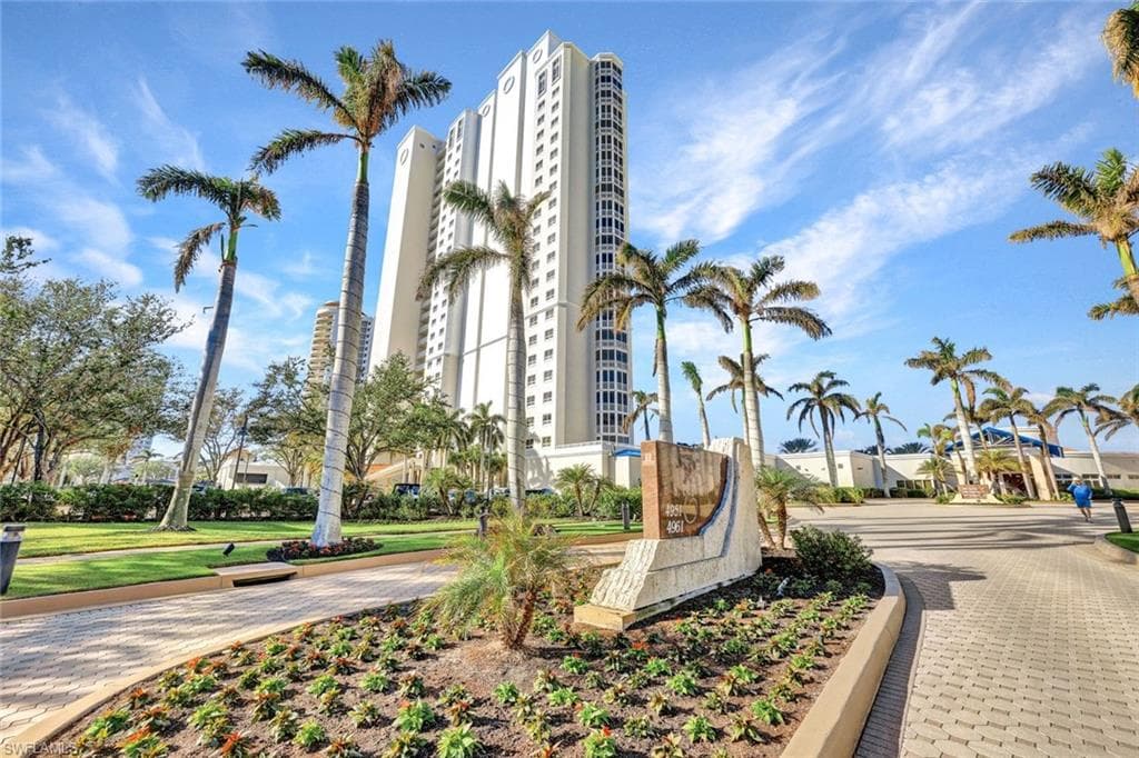 4951 Bonita Bay Blvd Ph302, Bonita Springs, FL 34134-35