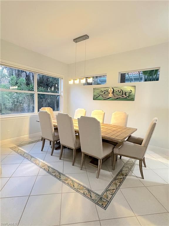 516 Eagle Creek Dr, Naples, FL 34113-4