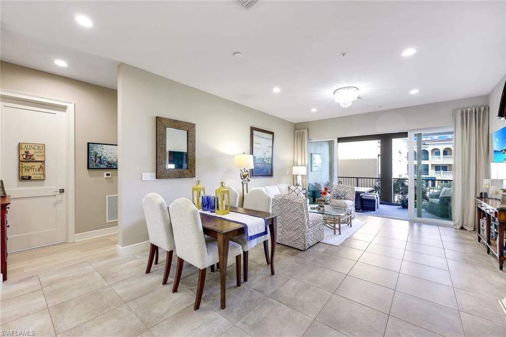 21530 Strada Nuova Cir 305, Estero, FL 33928-6