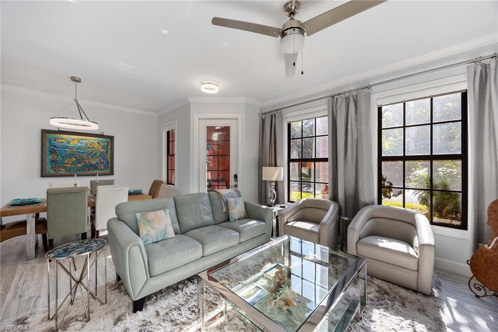 9111 Capistrano St S 8302, Naples, FL 34113-9