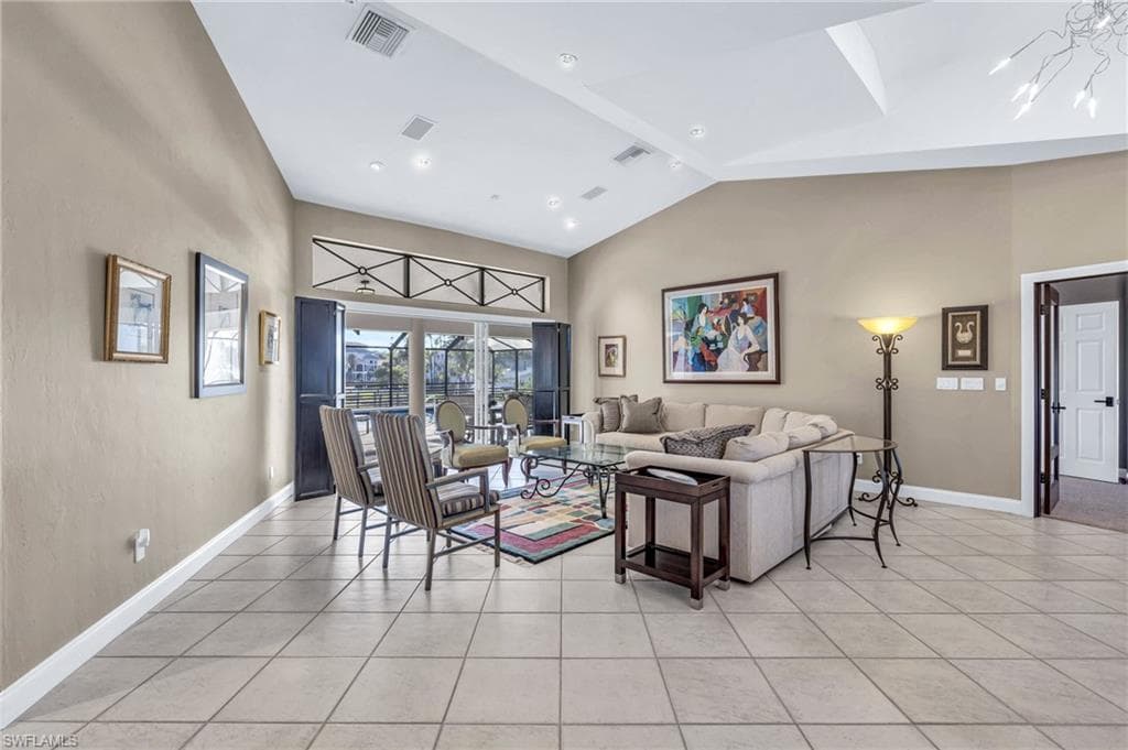 404 Bayside Ave, Naples, FL 34108-12