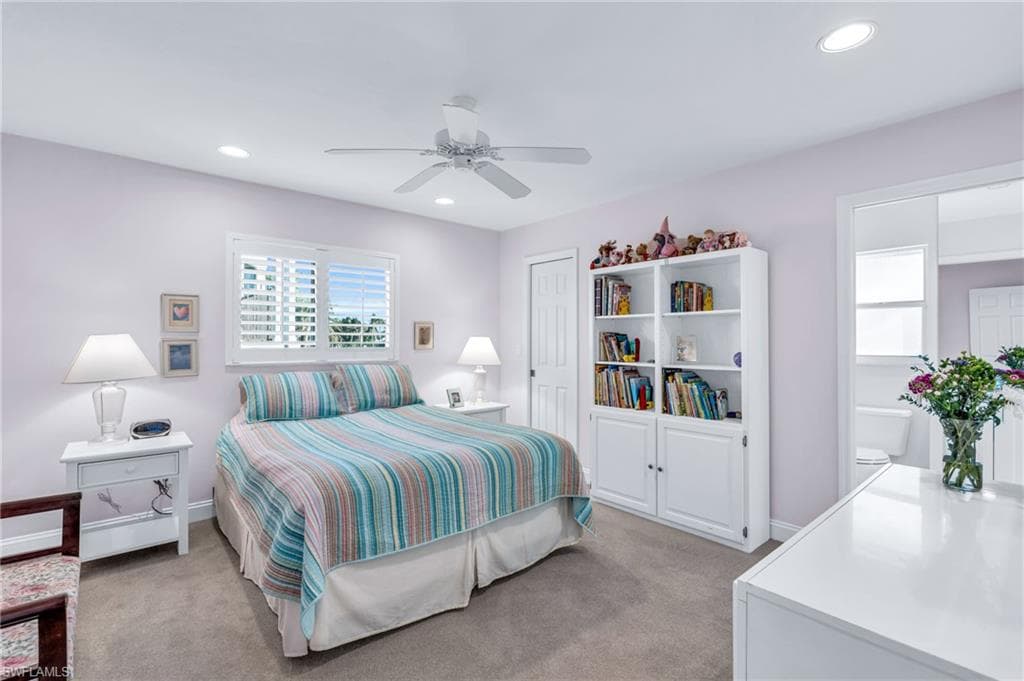404 Bayside Ave, Naples, FL 34108-28