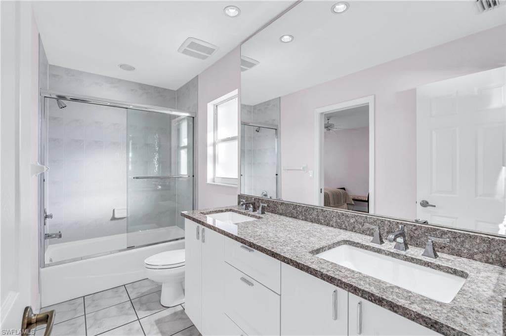 404 Bayside Ave, Naples, FL 34108-30