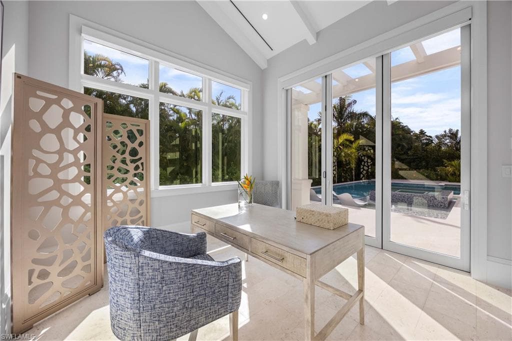 696 Fountainhead Ln, Naples, FL 34103-31