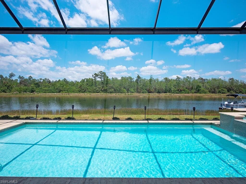 14338 Laguna Springs Ln, Naples, FL 34114-4