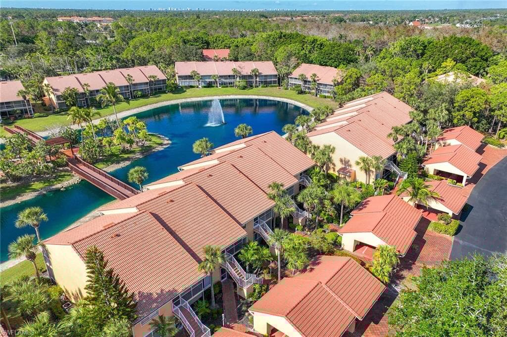 1625 Windy Pines Dr 5, Naples, FL 34112-15